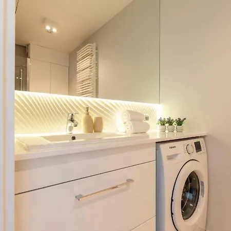 Margi Eclipse Apartament شقة شتشيتسين